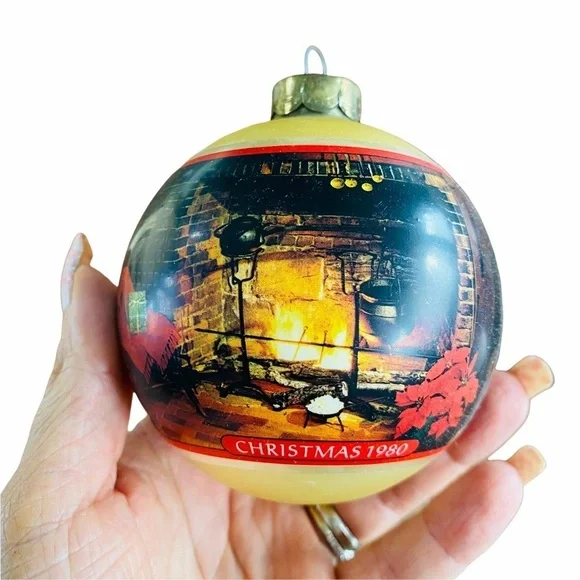 Vintage Hallmark Holiday Greetings Christmas At Home Ornament Dated 1980 in Box
